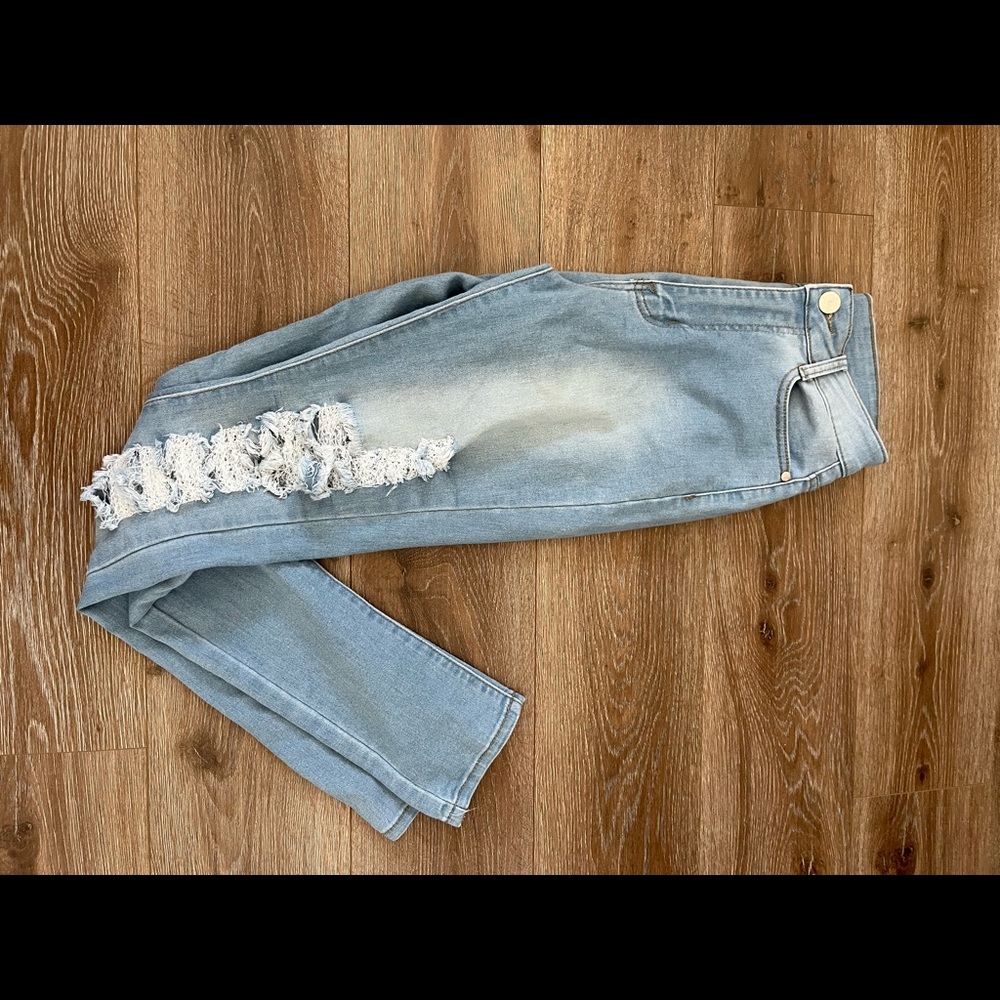 Distressed High Rise Skinny Jeans - Picture 3 of 4